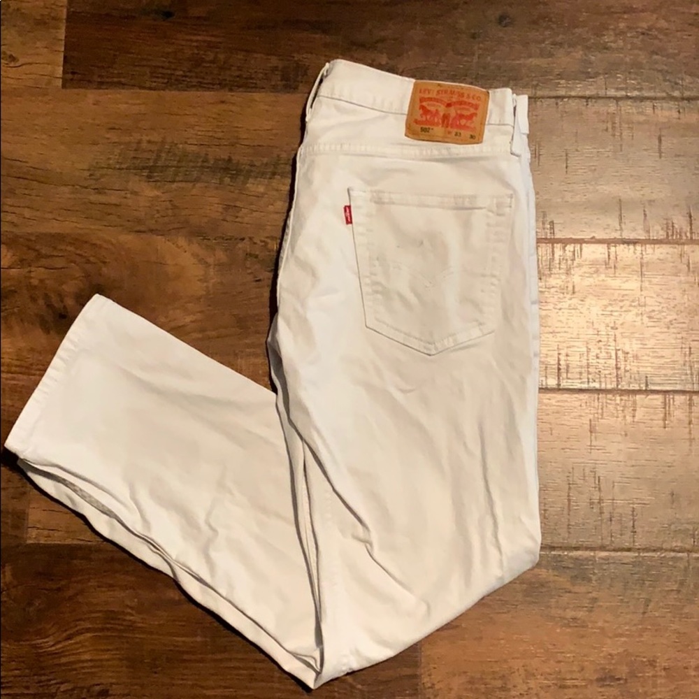 Levi’s 502 white jeans